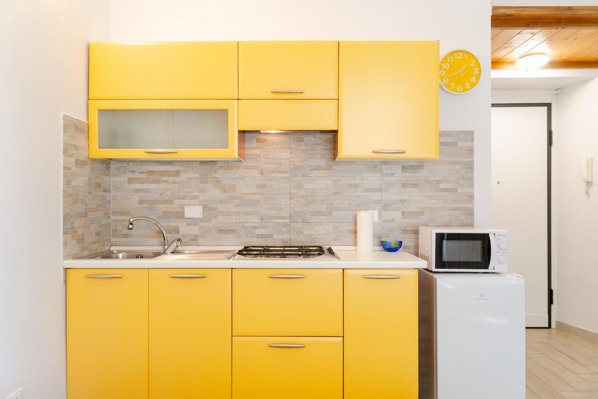La Piccola By Happyhostorino Apartment ภายนอก รูปภาพ