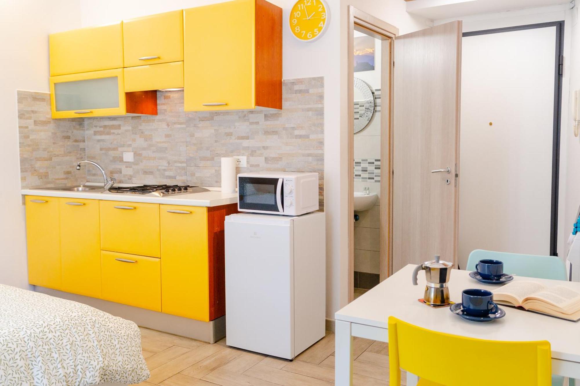 La Piccola By Happyhostorino Apartment ภายนอก รูปภาพ